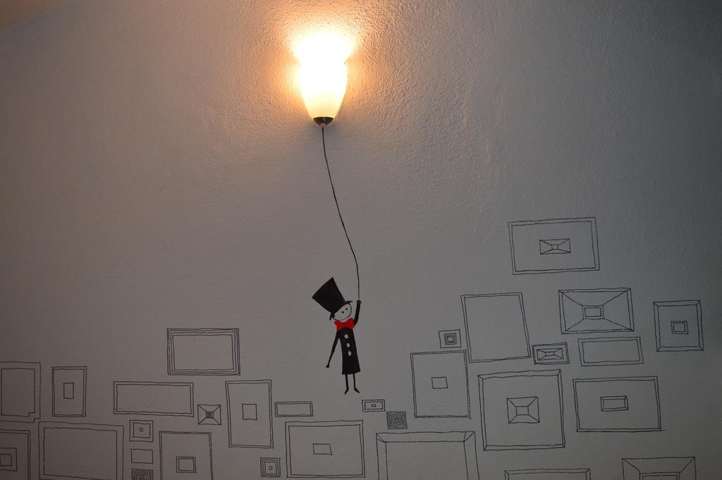 Arka Hostel Shkodër エクステリア 写真